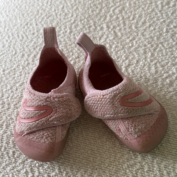 Nike Pink Baby Slip-On Shoes - Picture 4 of 5